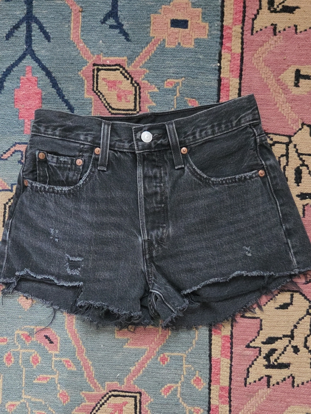 Vintage Black Levi 501 Cutoff Shorts Size 24